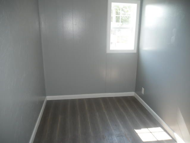 531 E Cleveland Ave, Monett, MO 65708